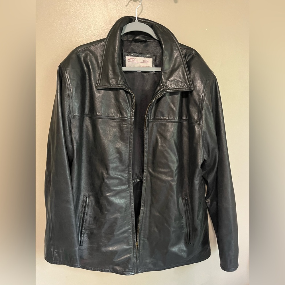 Black Lightweight Shirt Jacket with Classic Collar